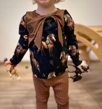 Preview: Eigenproduktion Bio Baumwolljersey Pferdetraum auf Schwarz