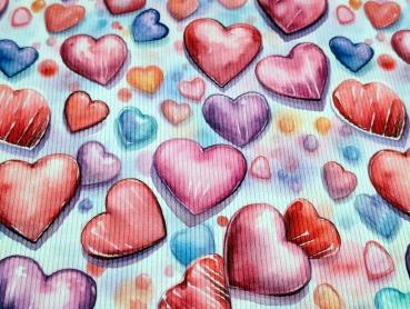 Eigenproduktion Rib Jersey Bunte Herze auf Weiß