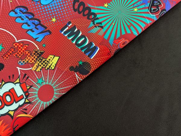 Softshell Digitaldruck Comic Baam Cool WoW Yess Bunt auf Dunkelrot